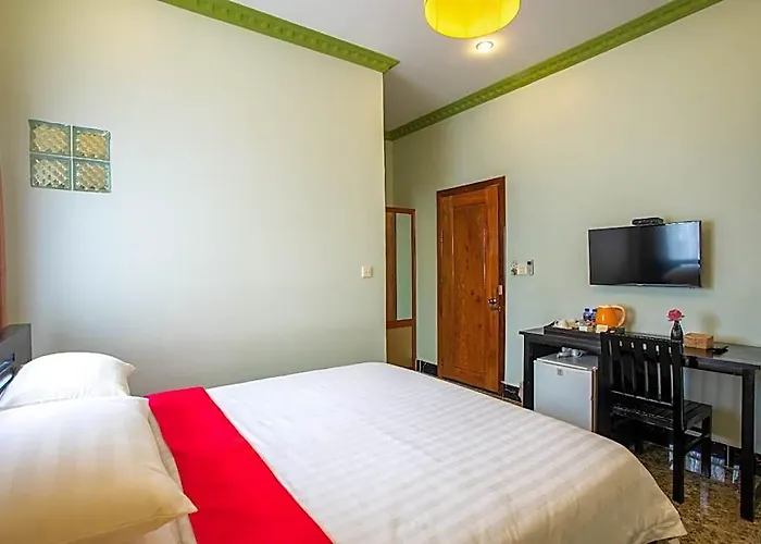 Hotel & Daniel Boutique